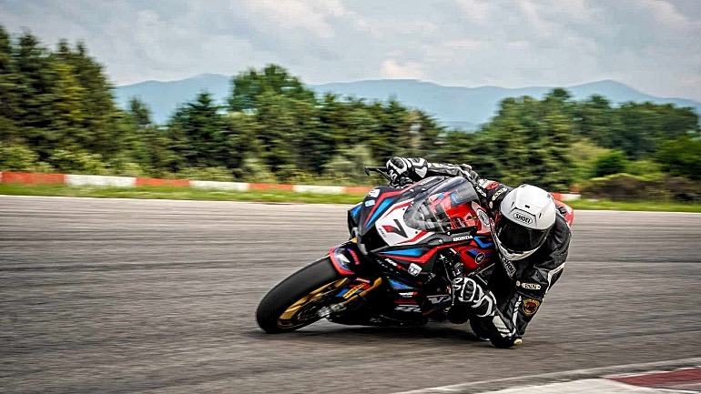 Τα ρεκόρ παραμένουν στην Pirelli